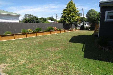 Photo of property in 1 Sedcole Street, Pahiatua, 4910