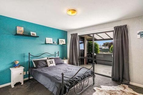 Photo of property in 12 Kitchener Street, Gore, 9710