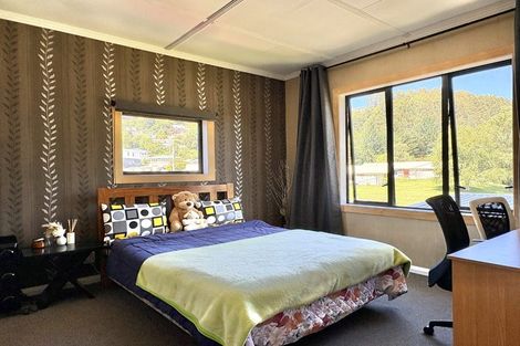 Photo of property in 16 Frasers Road, Glenross, Dunedin, 9011