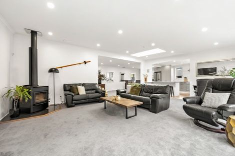 Photo of property in 185 Major Drive, Kelson, Lower Hutt, 5010