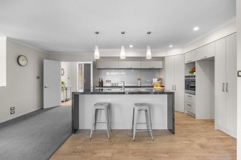 Photo of property in 8a Maple Lane, Huapai, Kumeu, 0810