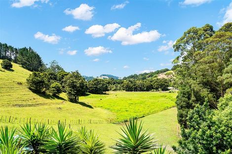 Photo of property in 307 Whananaki North Road, Opuawhanga, Hikurangi, 0181