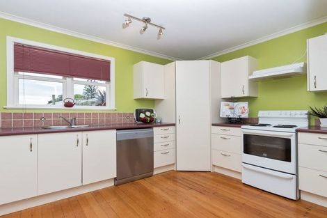 Photo of property in 22 Adams Road, Manurewa, Auckland, 2102