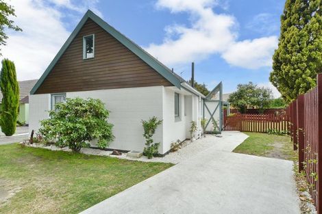 Photo of property in 2/4 Egmont Place, Bishopdale, Christchurch, 8051