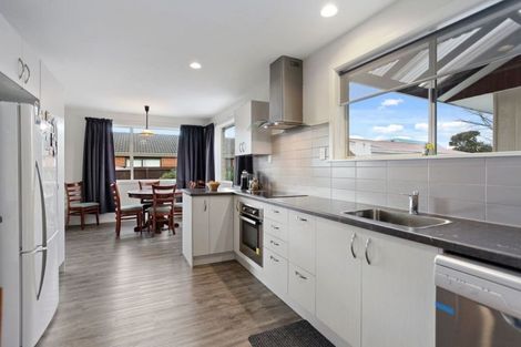 Photo of property in 178 Halswell Junction Road, Halswell, Christchurch, 8025