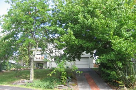 Photo of property in 5 Learmonth Avenue, Birkenhead, Auckland, 0626