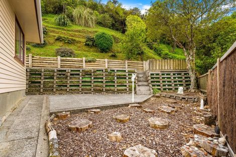 Photo of property in 26 Akatea Road, Korokoro, Lower Hutt, 5012