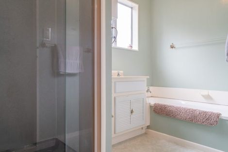 Photo of property in 3 Tralee Place, Johnsonville, Wellington, 6037