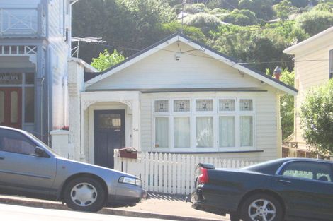 Photo of property in 54 Todman Street, Brooklyn, Wellington, 6021