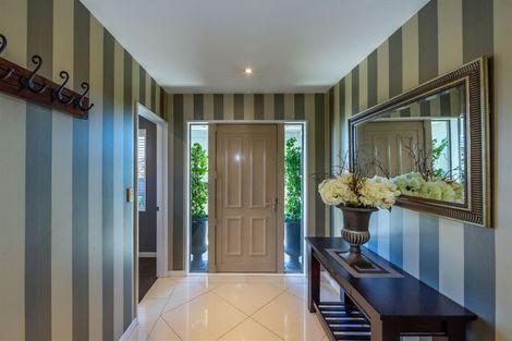 Photo of property in 16 Harrys Way, Redwood, Christchurch, 8051