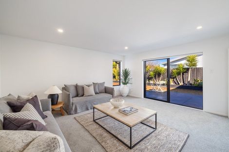 Photo of property in 4 Sandpiper Place, Waimairi Beach, Christchurch, 8083