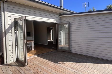 Photo of property in 16 Barrie Street, Addington, Christchurch, 8024
