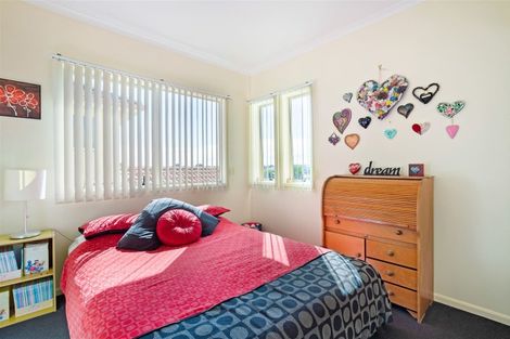 Photo of property in 16 Trimaran Drive, Gulf Harbour, Whangaparaoa, 0930