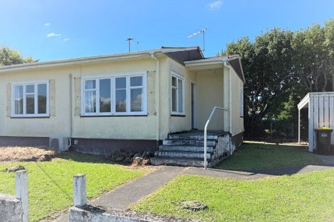 Photo of property in 88 Victoria Street, Carterton, 5713