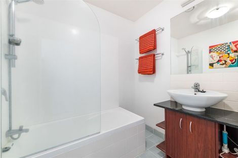 Photo of property in 6l/17 Crown Lynn Place, New Lynn, Auckland, 0600