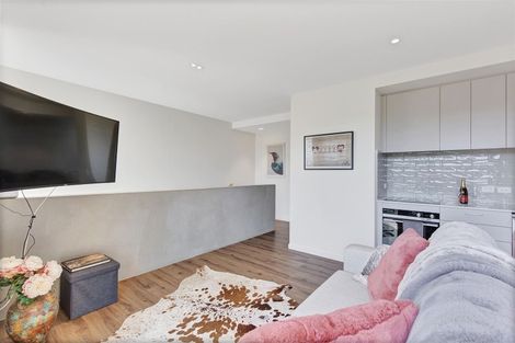 Photo of property in 4/212 Cashel Street, Christchurch Central, Christchurch, 8011