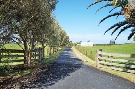 Photo of property in 93 Uretiti Road, Waipu, 0582