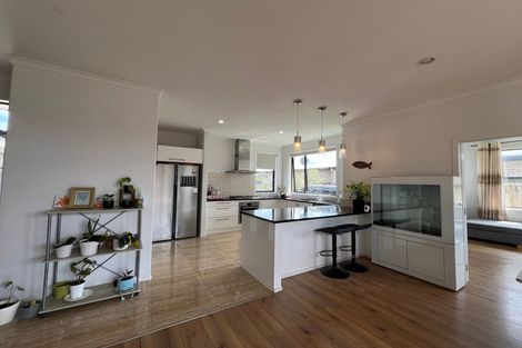 Photo of property in 32 Sirius Crescent, Rototuna North, Hamilton, 3210