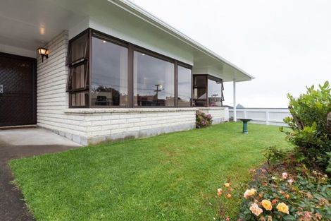 Photo of property in 40 Bayly Road, Moturoa, New Plymouth, 4310