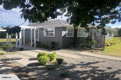 Photo of property in 236 Wood Street, Woodside, Greytown, 5794