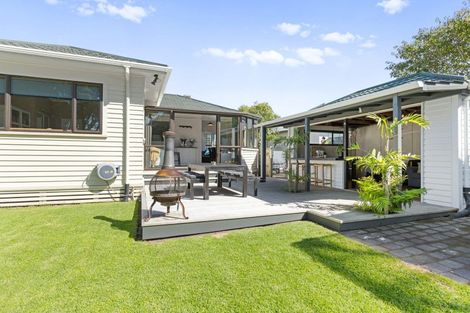 Photo of property in 123 Govett Avenue, Frankleigh Park, New Plymouth, 4310