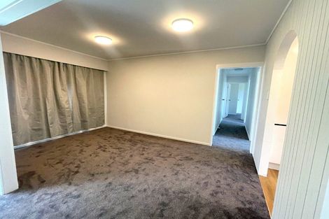 Photo of property in 1 Carbery Place, Manurewa, Auckland, 2102