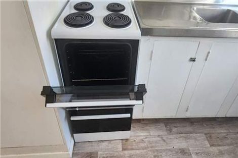 Photo of property in 6a Matahourua Crescent, Cannons Creek, Porirua, 5024