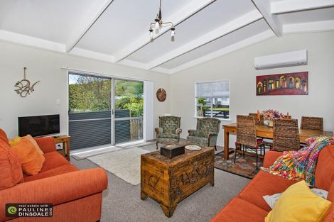 Photo of property in 76 George Street, Hikurangi, 0114
