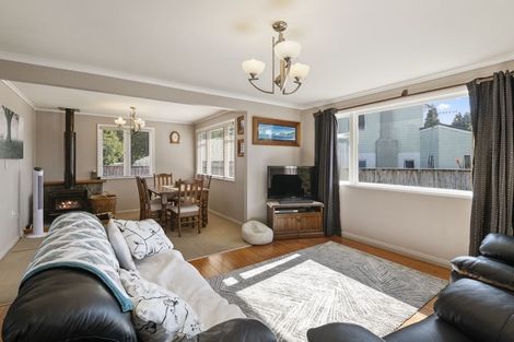 Photo of property in 10 Kohekohe Road, Waikanae, 5036