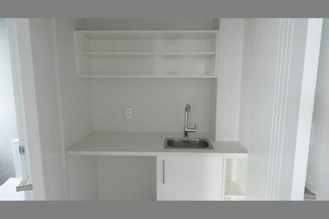 Photo of property in 28 Nephrite Lane, Henderson, Auckland, 0610