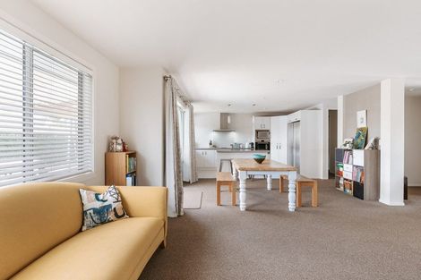 Photo of property in 58 Kayelene Place, Omokoroa, 3114