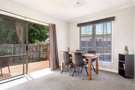 Photo of property in 4 Griffiths Place, Claudelands, Hamilton, 3214