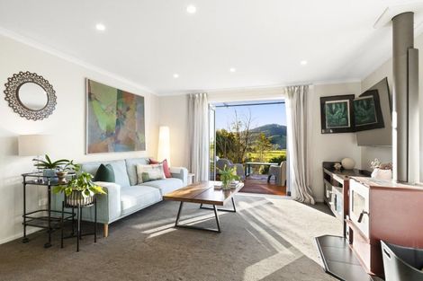 Photo of property in 417 Paparata Road, Bombay, 2675