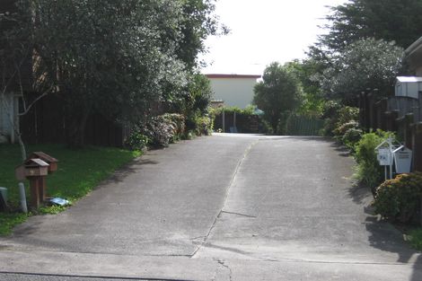 Photo of property in 2/7 Olena Avenue, Sunnyhills, Auckland, 2010