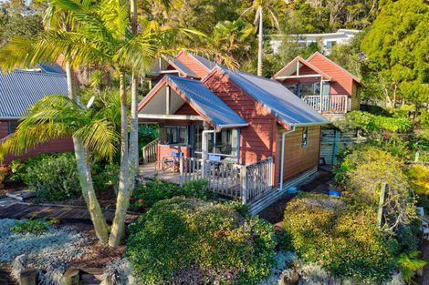 Photo of property in 32-34 School Road, Paihia, 0200