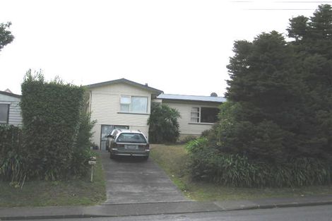Photo of property in 82 Sunnynook Road, Sunnynook, Auckland, 0620