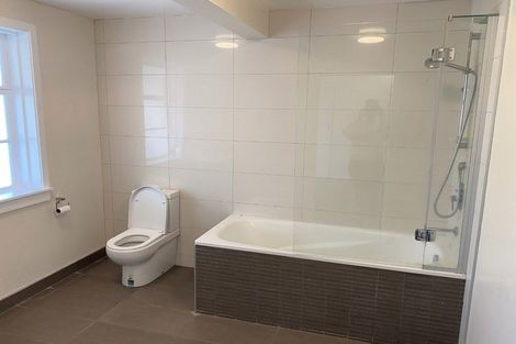 Photo of property in 33 Matipo Road, Mairangi Bay, Auckland, 0630