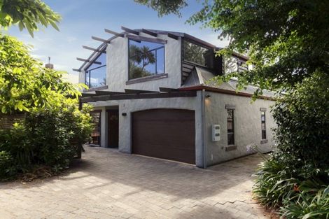 Photo of property in 2/126 Te Heuheu Street, Taupo, 3330