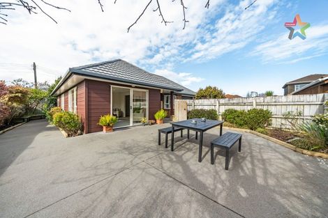 Photo of property in 19 Richmond Grove, Woburn, Lower Hutt, 5010
