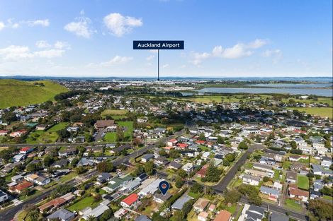 Photo of property in 9 Muir Avenue, Mangere Bridge, Auckland, 2022
