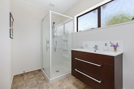 Photo of property in 45 Beauchamp Street, Tawa, Wellington, 5028