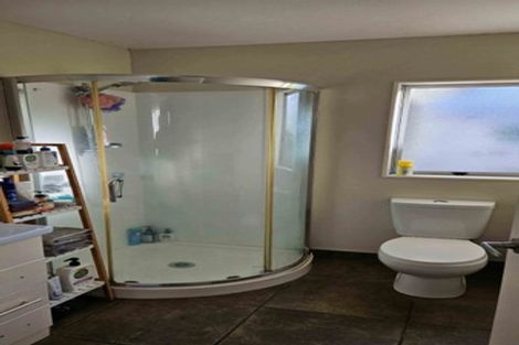 Photo of property in 102 Swanson Road, Henderson, Auckland, 0610