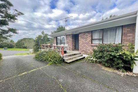 Photo of property in 1/1 Seaford Place, Murrays Bay, Auckland, 0630