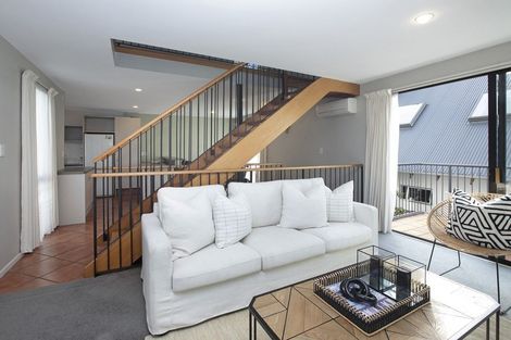 Photo of property in 28e Cranmer Square, Christchurch Central, Christchurch, 8013