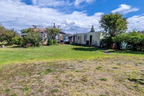 Photo of property in 23 Rauparaha Street, Waikanae Beach, Waikanae, 5036