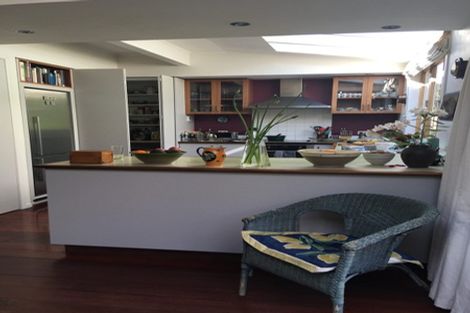 Photo of property in 35 Rimu Road, Kelburn, Wellington, 6012