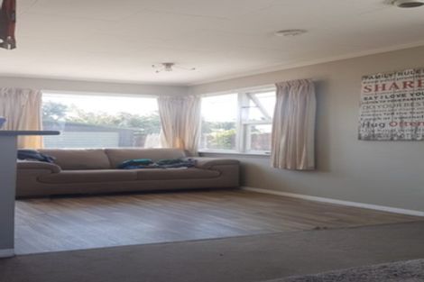 Photo of property in 43 Yarmouth Street, Aranui, Christchurch, 8061