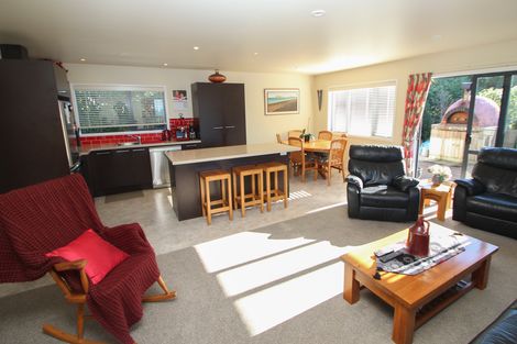 Photo of property in 32 Magdala Street, Kakanui, Oamaru, 9495