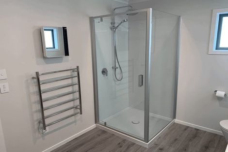 Photo of property in 4 Edenmore Terrace, Fitzherbert, Palmerston North, 4410