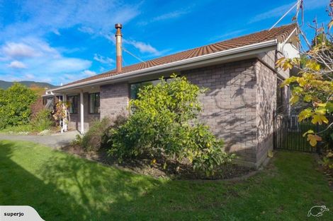 Photo of property in 10 Wedgewood Grove, Raumati Beach, Paraparaumu, 5032